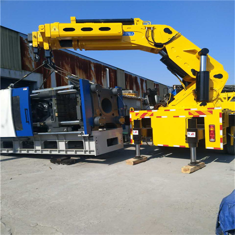 思南 大吨位折臂吊出租费用解析：一小时租赁多少钱