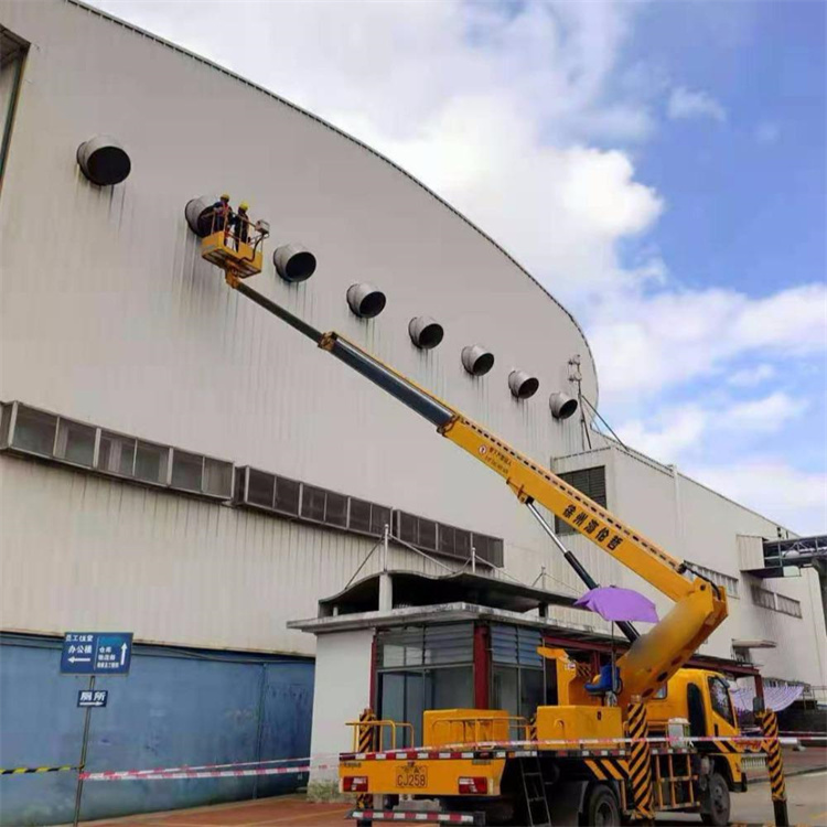 思南高空作业车出租服务：专业广告牌安装解决方案